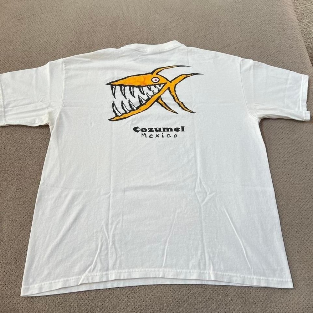 Vintage 2000s Cozumel Mexico fish destination tee